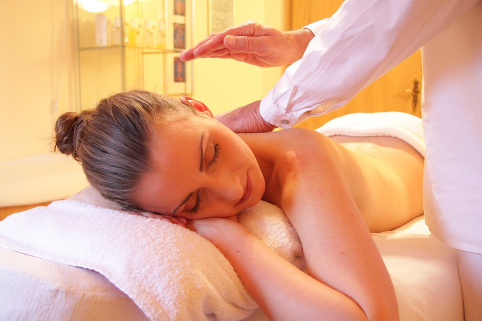 The Body and Mind Benefits of Therapeutic Massage